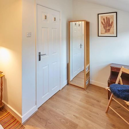Host & Stay - Artist House Loftus Luaran gambar