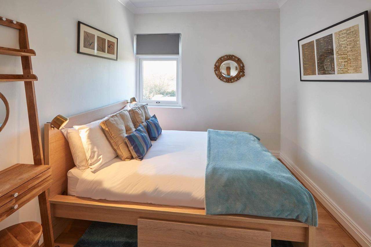 Host & Stay - Artist House Loftus Luaran gambar