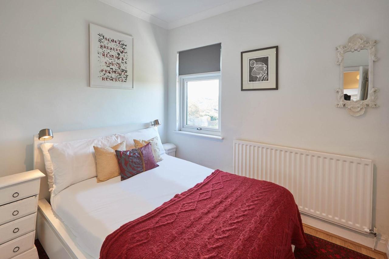 Host & Stay - Artist House Loftus Luaran gambar